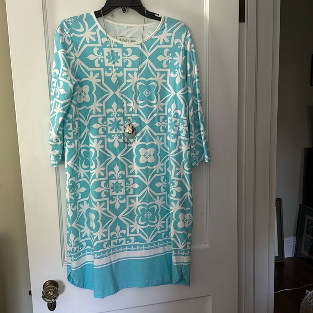 Gorgeous teal AnaClare dress with 3/4 sleeves PLUS necklace